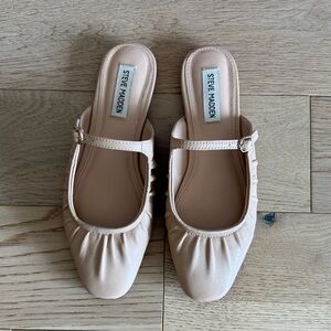 Steve Madden Gisele Tan Flat Slides